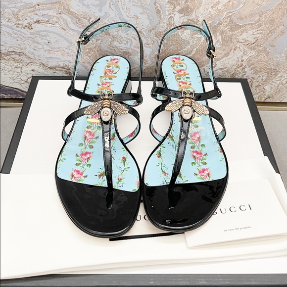 New! Gucci Patent Calfskin Bee Thong Sandals Black - Picture 6 of 9